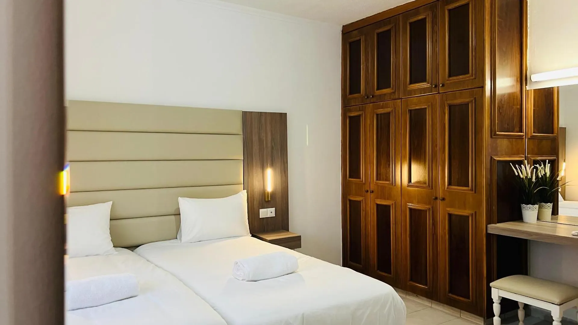Marlita Beach Hotel Apartments Protaras Hotel apartamentowy