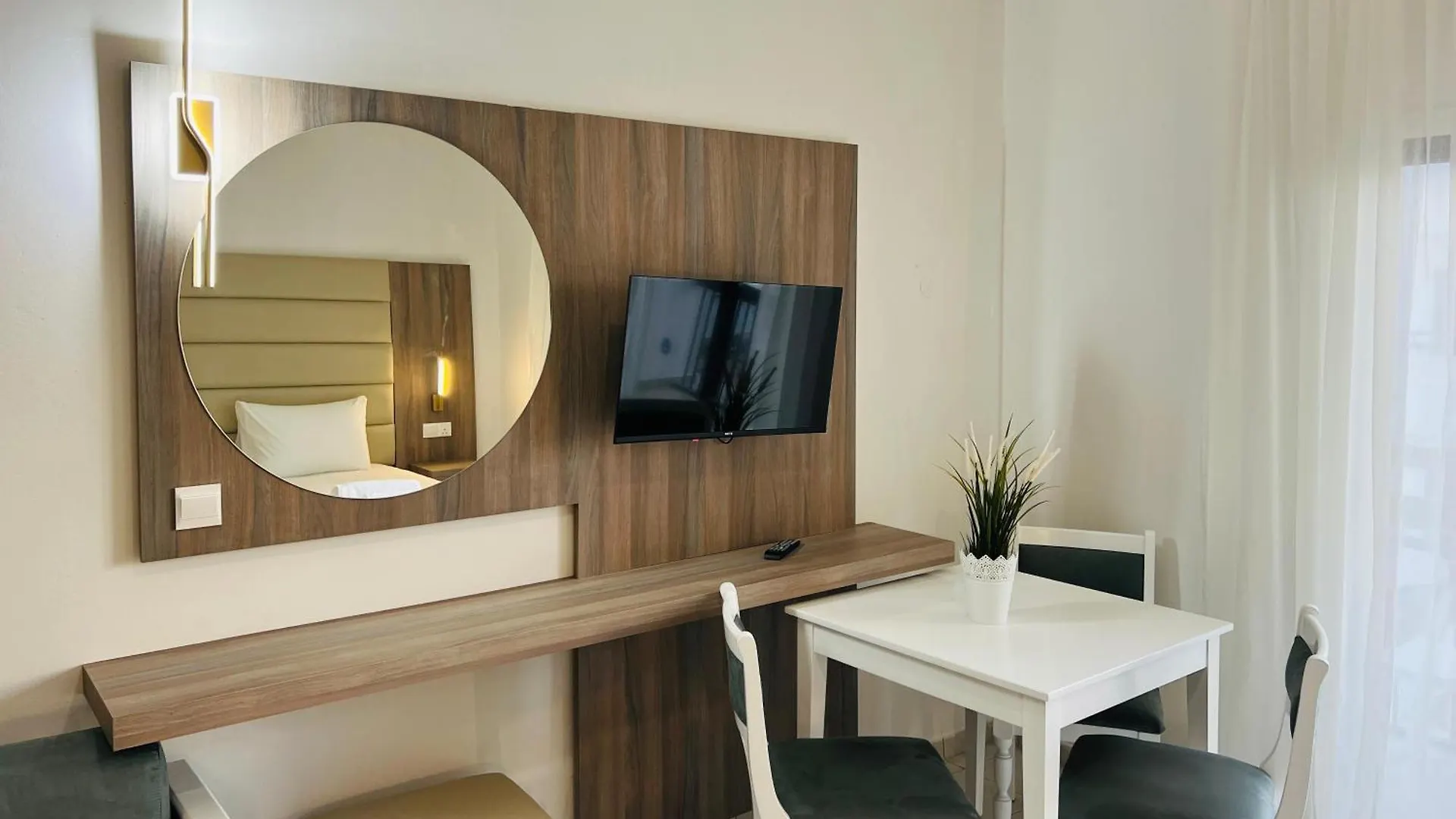Hotel apartamentowy Marlita Beach Hotel Apartments Protaras
