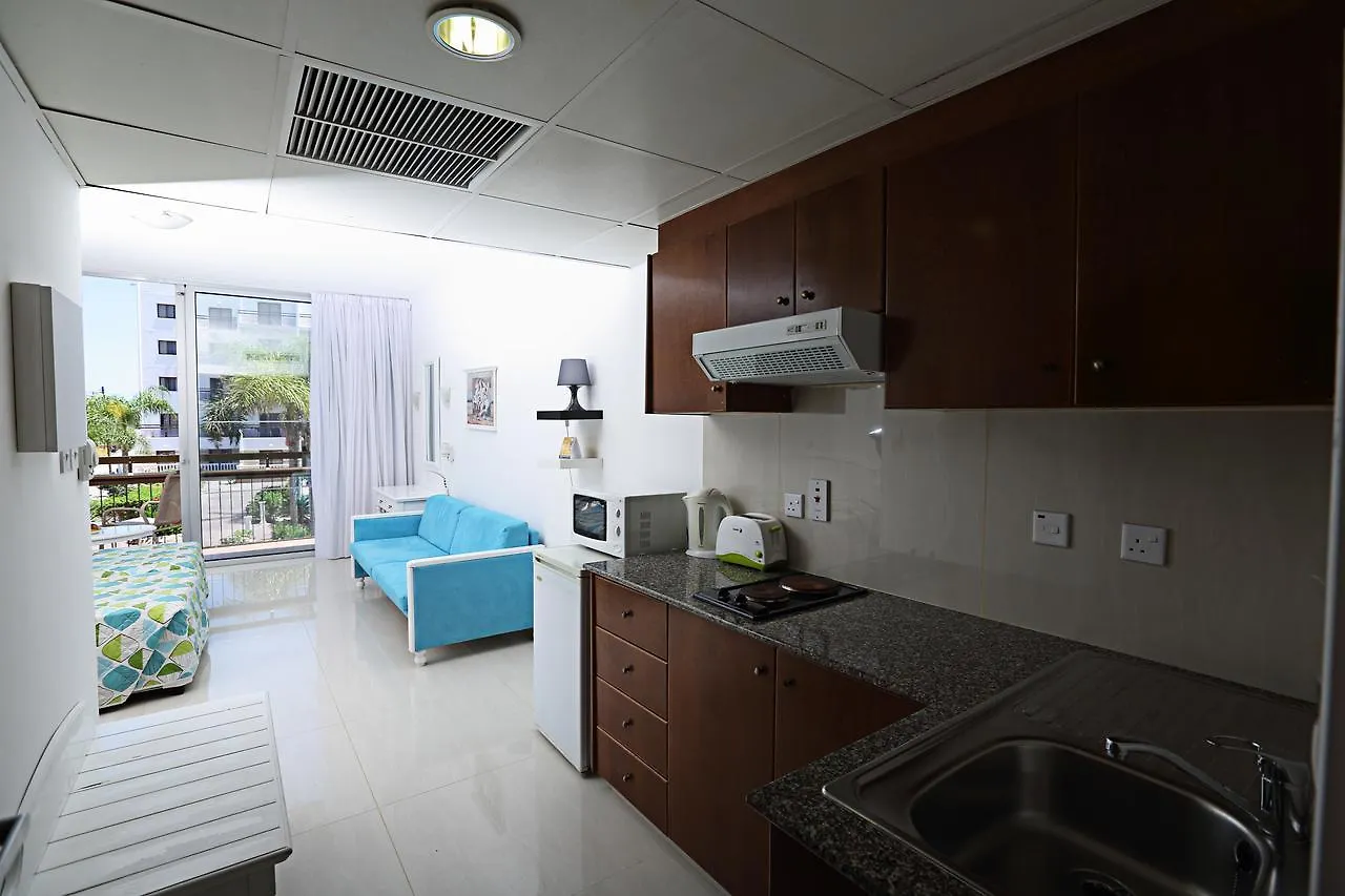 Marlita Beach Hotel Apartments Protaras 3*,