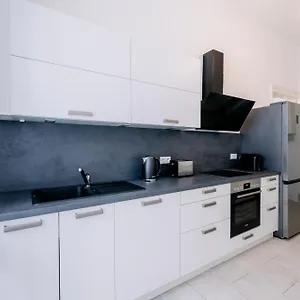 https://elegant-vienna-apartment.vienna-besthotels.com