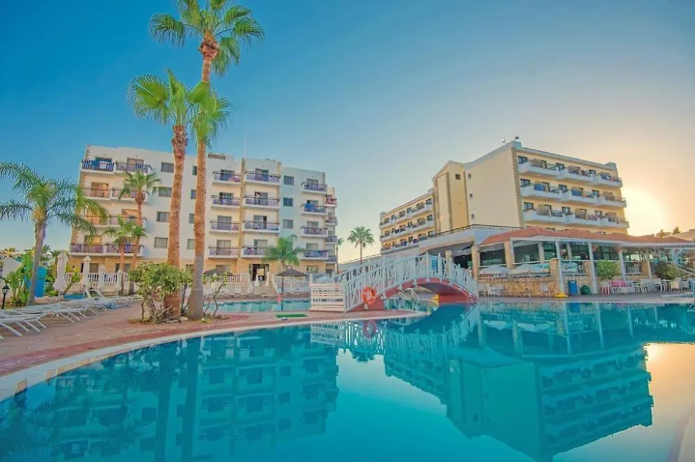 Marlita Beach Hotel Apartments Πρωταράς 3*,