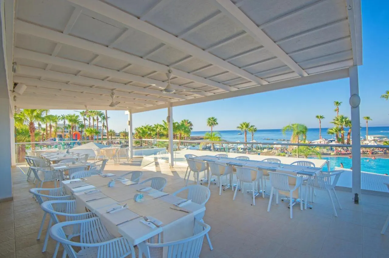 Marlita Beach Hotel Apartments Protaras 3*,