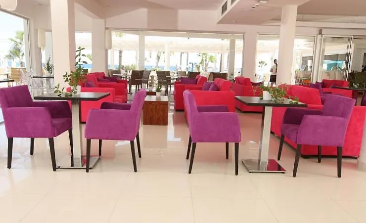 Marlita Beach Hotel Apartments Protaras 3*,